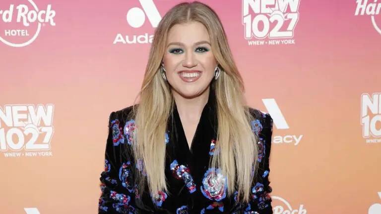 Kelly Clarkson Net Worth: A Comprehensive Insight